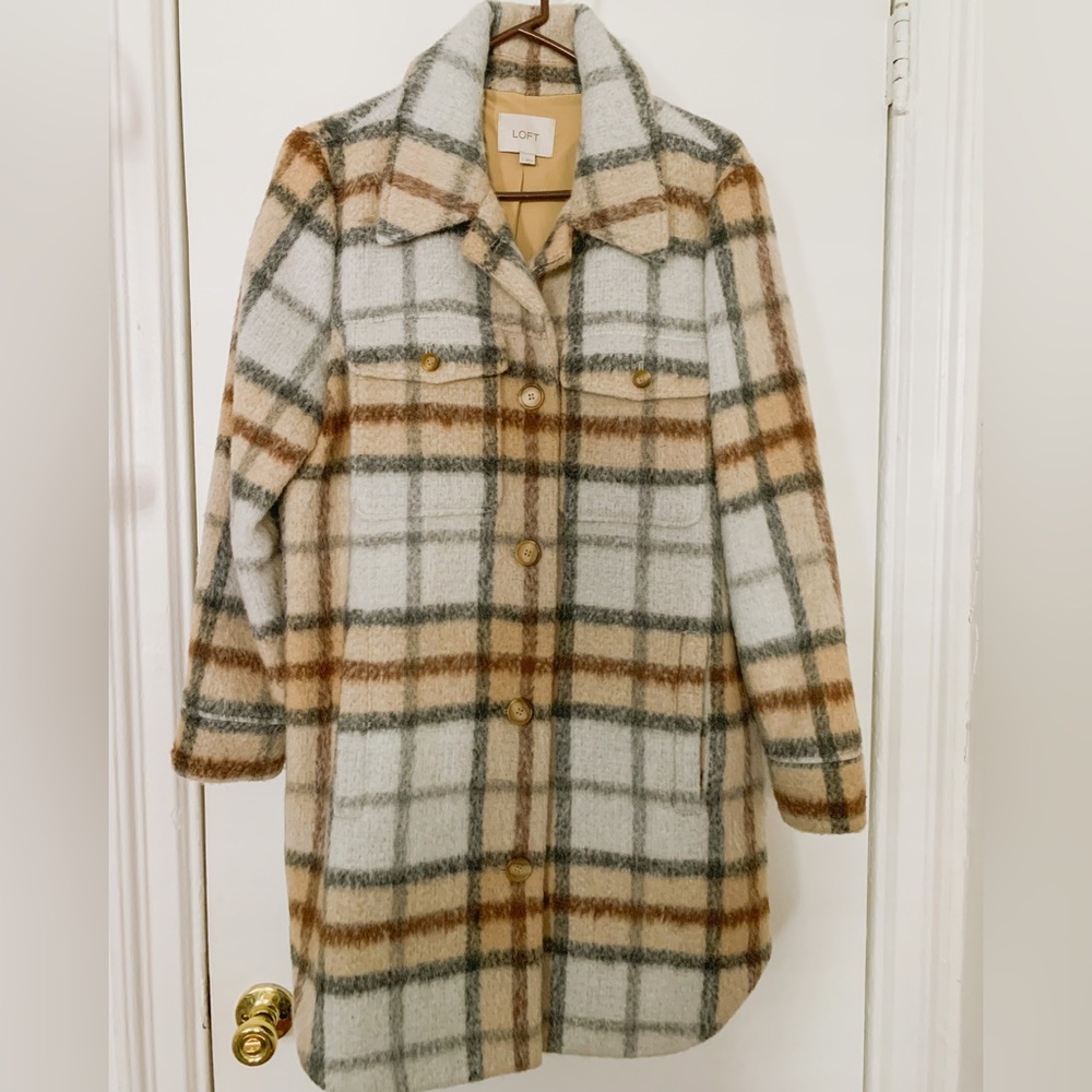 LOFT Plaid shirt jacket, size large